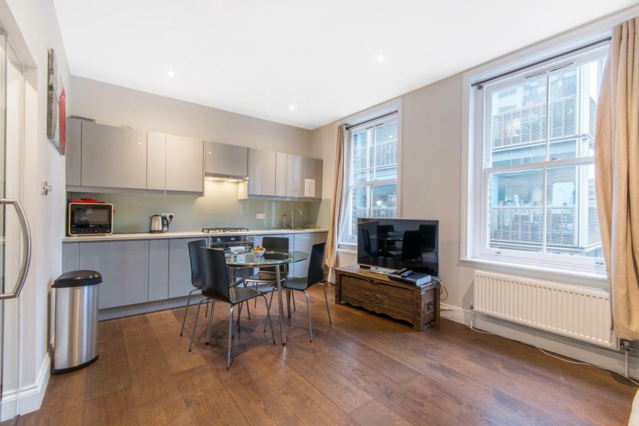 Stunning Soho Apartment Лондон Экстерьер фото